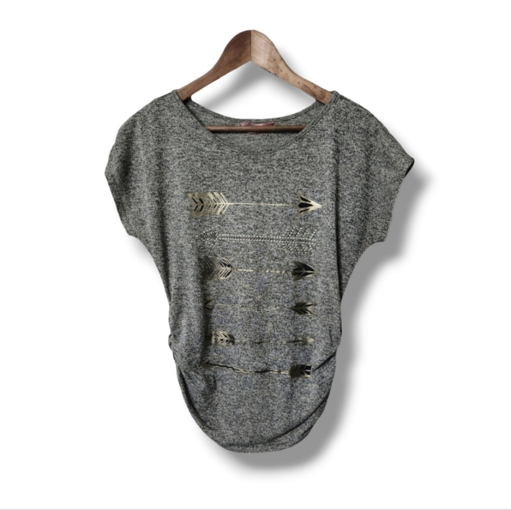 SJS Studded Arrow Slipover Soft Knit Top w/Ruching  | Small